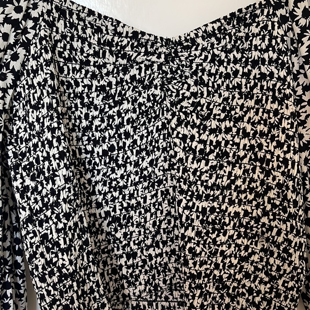 Audrey Crop Top; Size L, Worn Once - image 5